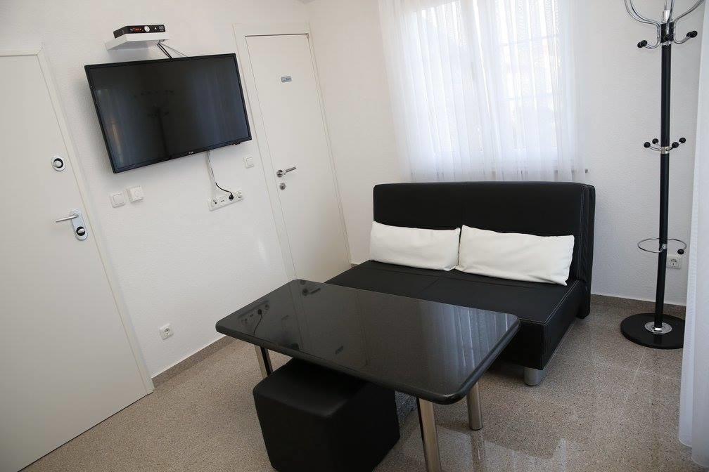 Apartments Simic Водице Екстер'єр фото