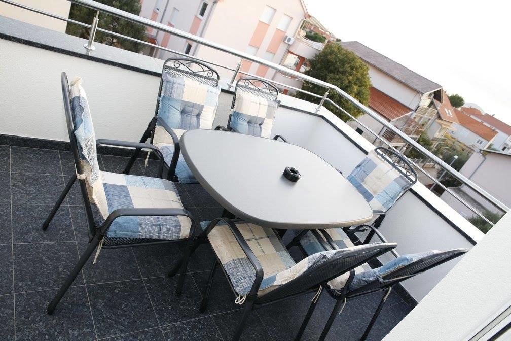 Apartments Simic Водице Екстер'єр фото