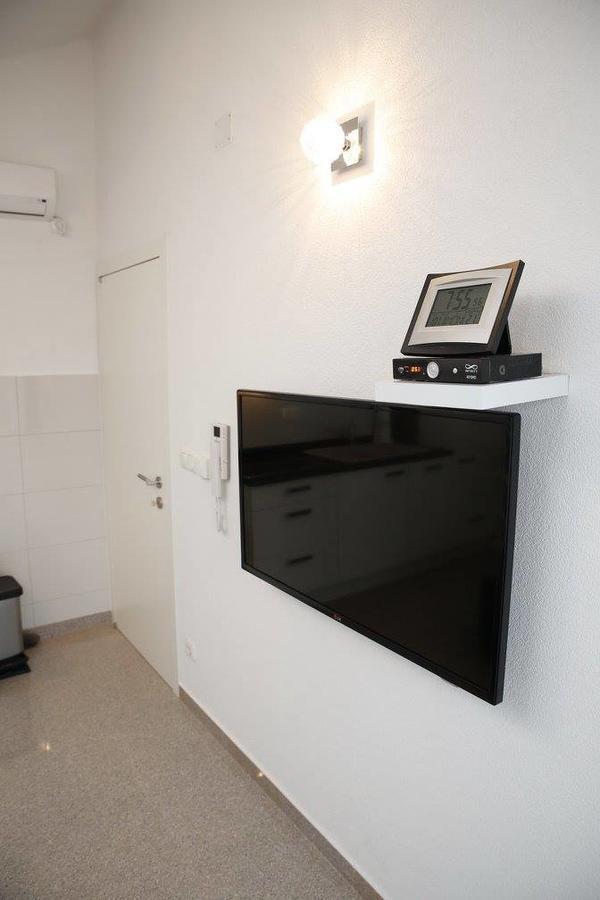 Apartments Simic Водице Екстер'єр фото